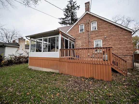 3rd image of 1441 Van Buren Ave
