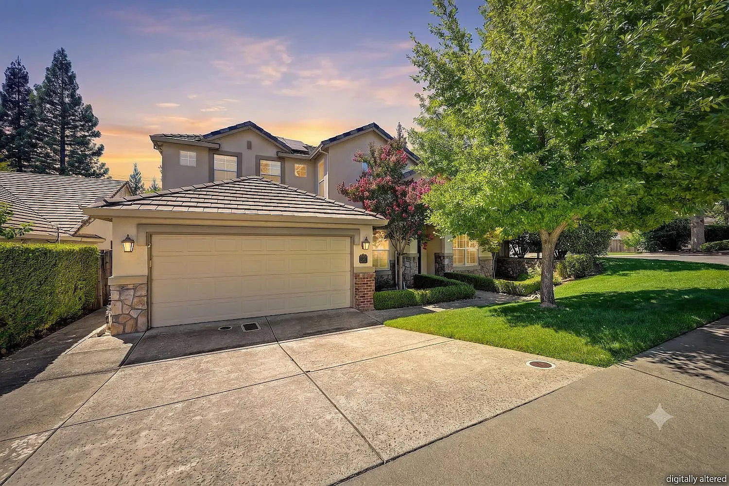 4 bed, 2.5 bath, 2407 sqft, $4,000 — Photo 1
