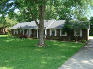 1600 Bennie Dr, Cookeville, TN 38501