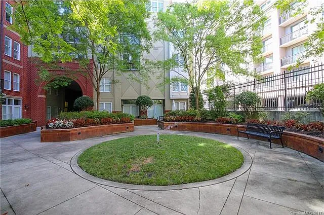 1320 Fillmore Ave #101 — Photo 10