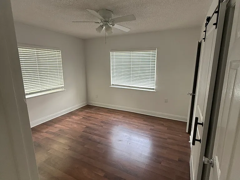 3401 W Union St — Photo 9