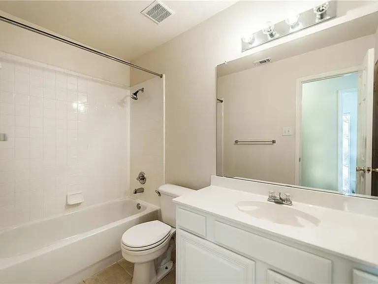 2424 Brycewood Ln — Photo 22