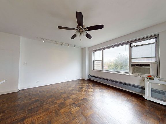 2nd image of 568 Grand St APT J607
