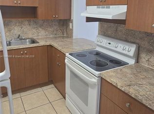 11110 SW 196th St #212, Miami, FL 33157