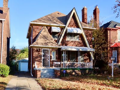 18010 Pennington Dr, Detroit, MI, 48221