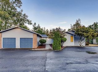 18416 NE Multnomah St, Portland, OR 97230