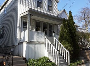 930 E Hamilton St, Milwaukee, WI