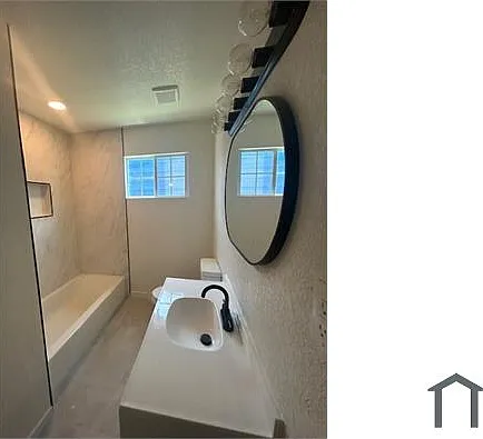 4725 Hamlett Dr — Photo 7