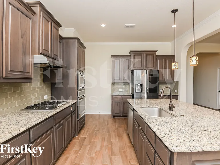 15229 Holly Bay Ct — Photo 6