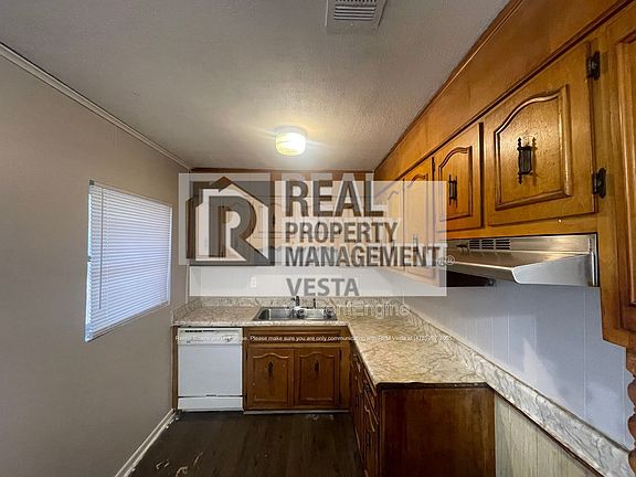 5th image of 4342 Pinedale Dr