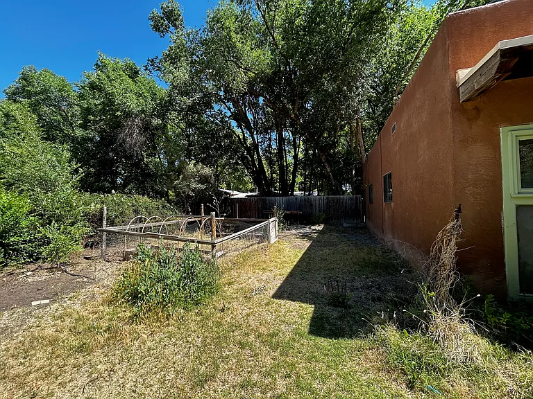 3871 Corrales Rd NW — Photo 3