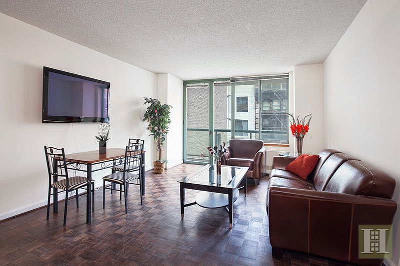 1st image of 22-26 W 15th St APT 6D