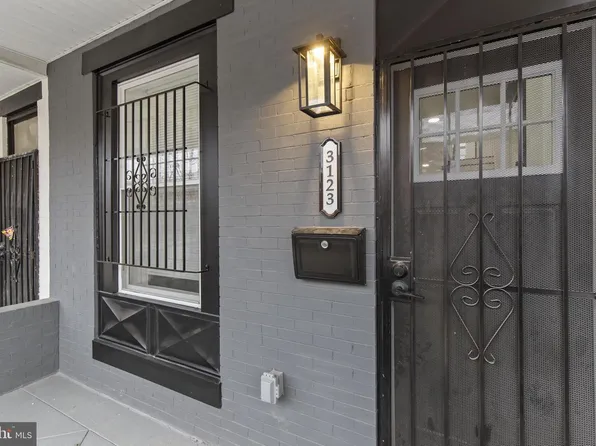 3123 McElderry St, Baltimore, MD 21205