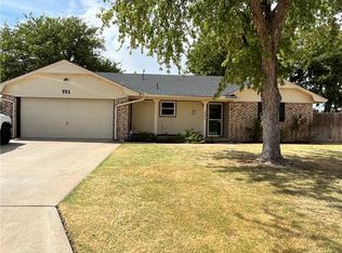 721 Taft St, Altus, OK 73521