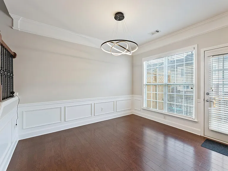 2451 Natoma Ct SE — Photo 10