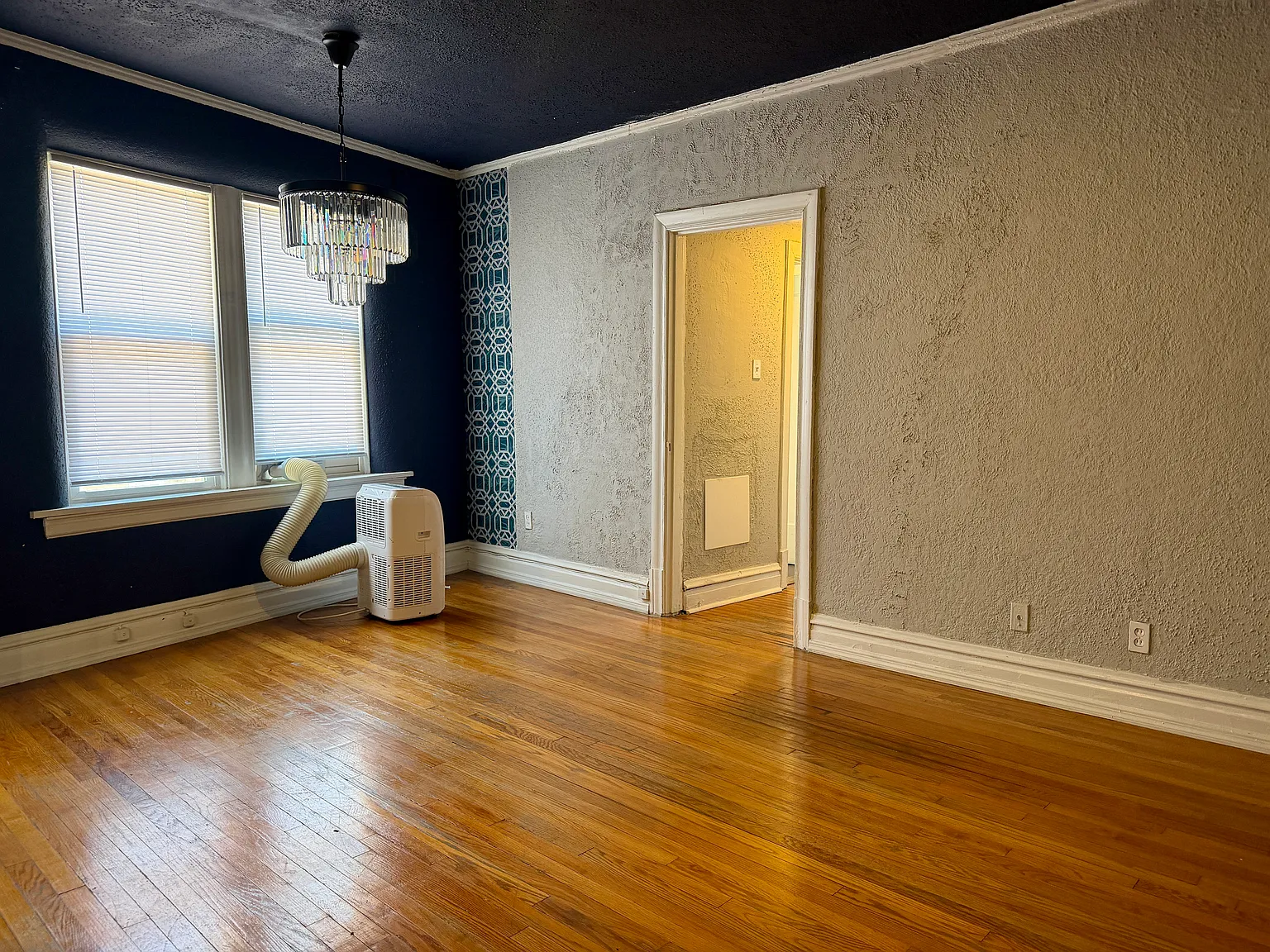 2 bed, 900 sqft, $1,445 — Photo 4