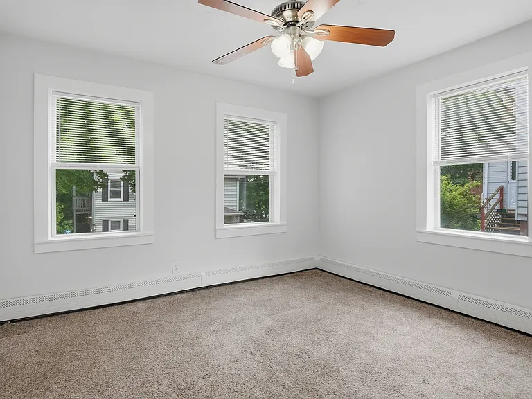 10 Oswald St #1 — Photo 14