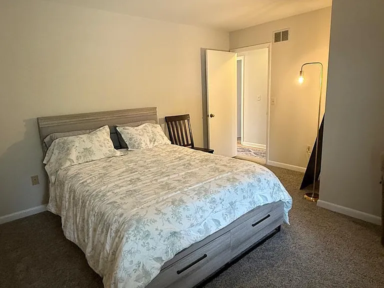 258 Riverside Rd — Photo 17