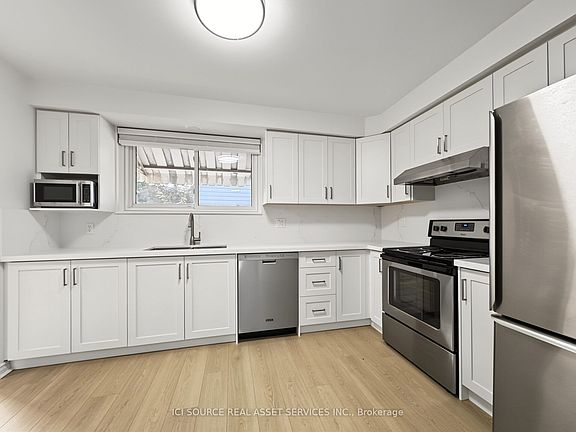 2nd image of 42 Follett Ct