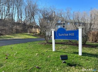 14 Sunrise Hill Rd #14, Norwalk, CT 06851
