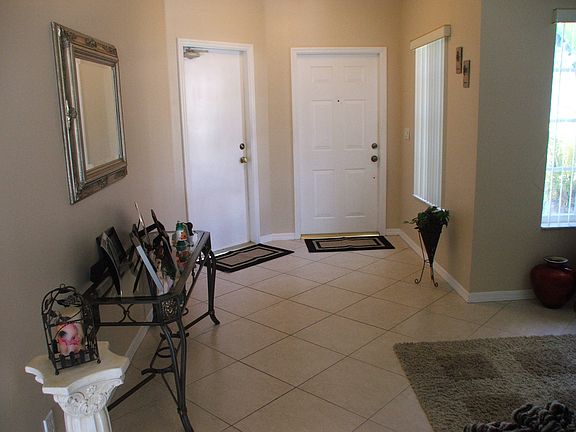 4th image of 1331 SW 44th Ter