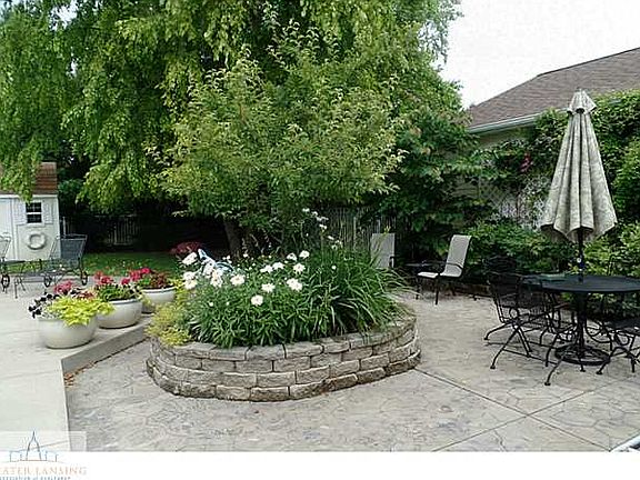 5th image of 2289 White Pine Dr