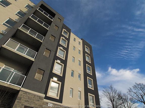 2nd image of 22 Victor St #506