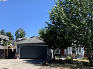 1032 40th St, Washougal, WA 98671