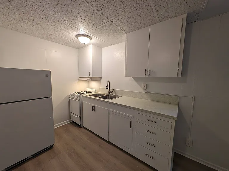 4221 Duquesne Ave — Photo 1