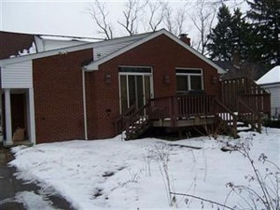 3rd image of 7510 Cadle Ave