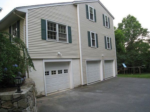 2nd image of 48 Ridgecrest Dr