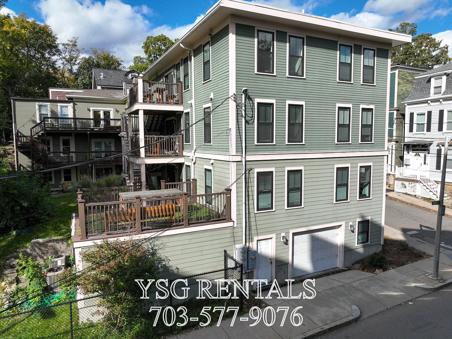 4 bed, 1400 sqft, $8,599 — Photo 3