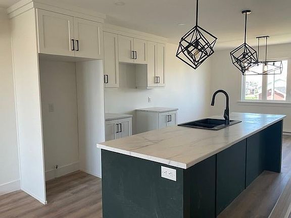 3rd image of 1 Durrell Street