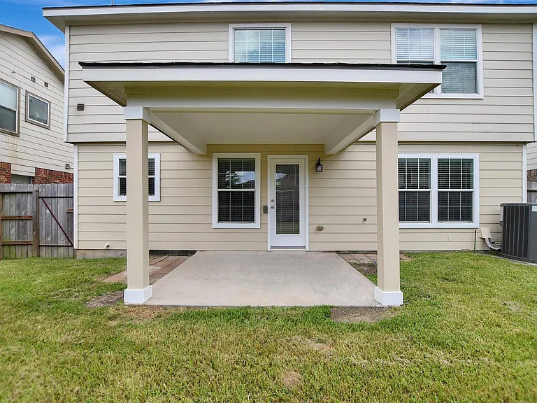 29198 Legends Green Dr — Photo 37