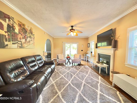 5th image of 632 N Colony Circle