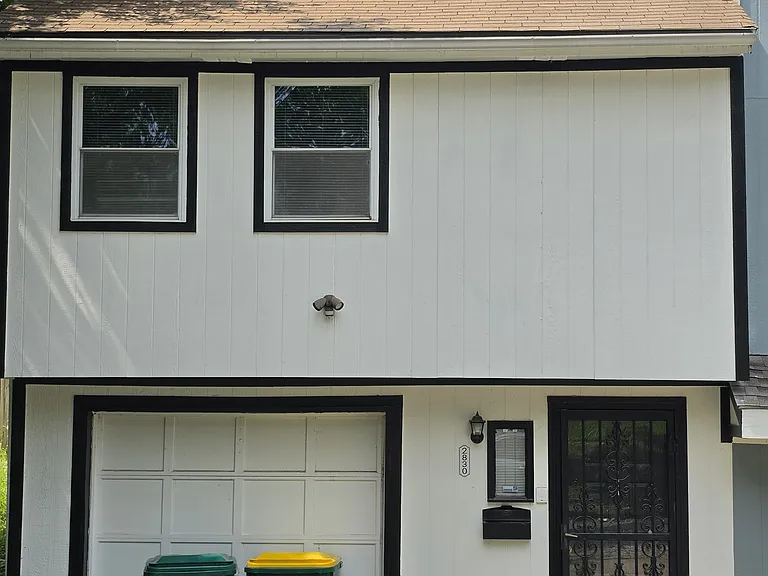 2830 Eaton St — Photo 2