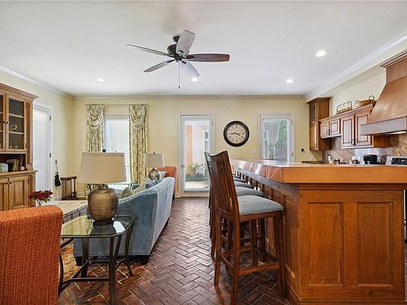 5th image of 919 Ursulines Ave #919