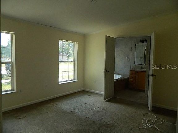 5th image of 200 Columbia Dr
