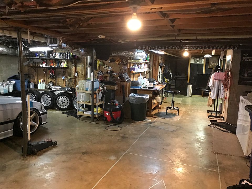 Main Garage and workshop