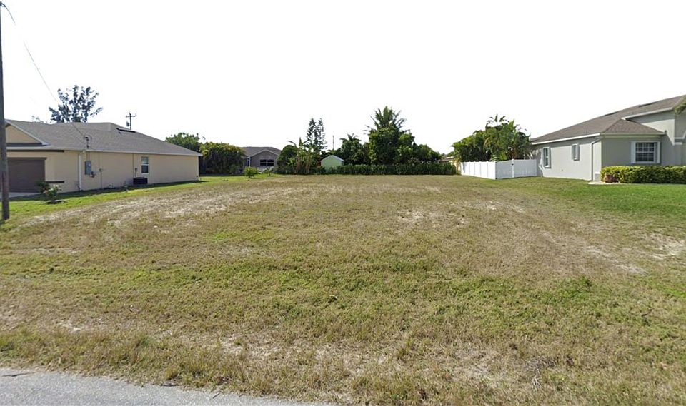 2nd image of 3732 SW 12th Pl