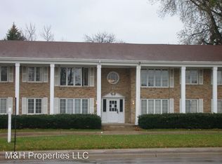 2401 W 90th St APT 205, Bloomington, MN 55431