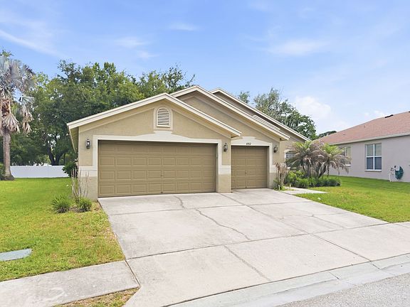 3rd image of 5912 Bramble Bush Ct