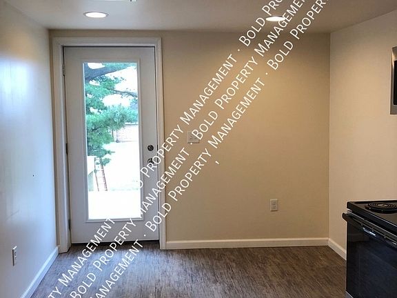 4th image of 8424 Lancaster Ave #6