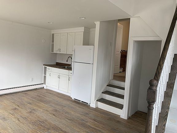 5th image of 17 Cherry Ln
