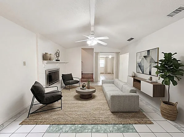 610 Colonial Dr, Garland, TX 75043