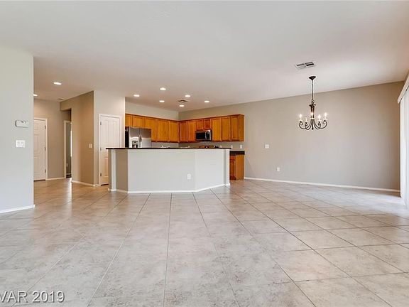 5th image of 7727 Widewing Dr