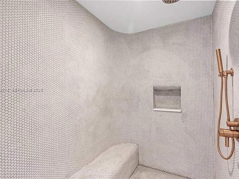 2678 Tigertail Ave #Penthouse CU-4 — Photo 23