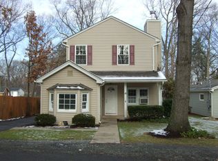 14 Oakdale Rd, Denville, NJ 07834