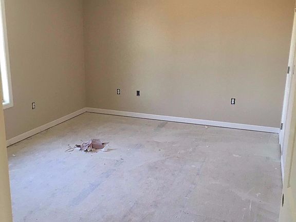 5th image of 417 Charles Clayborne Ct