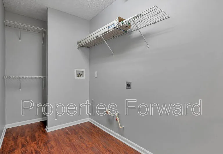 2623 Landings Way — Photo 15